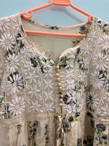 Elegant Chikankari Kurta