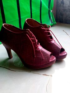 Khadims Red Peep-Toe Heel Booties