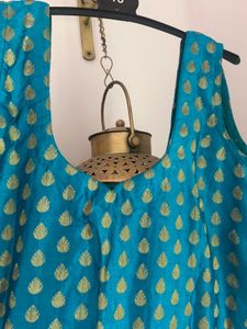 Elegant Teal Banarasi Brocade Kurta:UNUSED