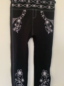 very stretchable Leggings Printed