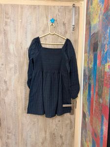Chic Black Puff Sleeve Square Neck Dress