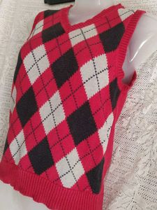 Argyle Knit Vest - Classic Style