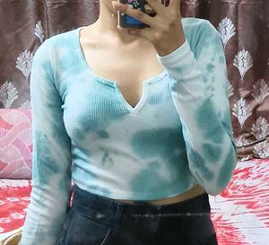 Tie-Dye Long Sleeve Crop Top