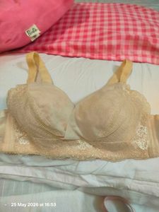 Cute Lace Trimmed Beige Bra💗✨