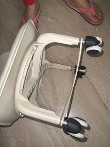 Stylish White Accent Chair
