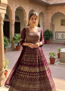 Elegant Purple 💜 Embroidered Gown Only 1time used