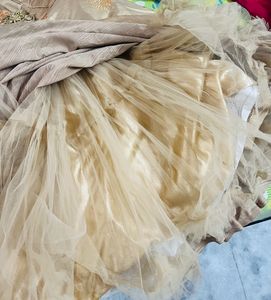 Girl’s Gown 4/6  Year  Old