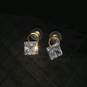 Golden Rhinestones Stud Earrings