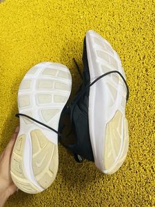 Nike Men's Black Darwin Sneakers(Original FYI)