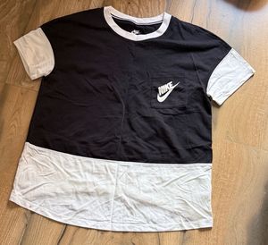 Nike Black & White T-Shirt