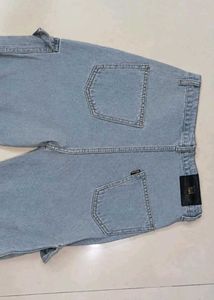 Light Wash Cargo Jeans🩵