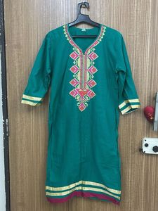 Elegant Teal Kurta with Gold Accents
