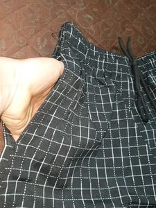 Men's Grid Pattern Athletic Shorts