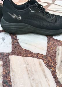 selling shoes