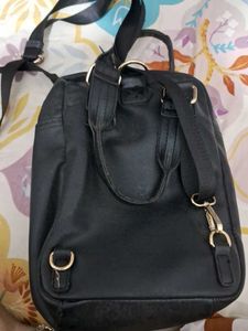 Fastrack Black Handbag cum Backpack