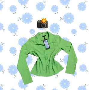 Tokyo Talkies Green Shirt  (Women's)🌷💚✨