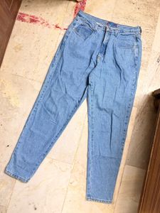 Light Wash Denim Jeans 🩵