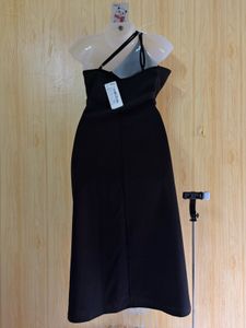 Trendyol  Black One-Shoulder Midi Dress