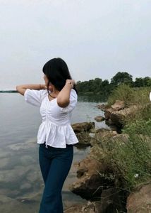 🐻‍❄️Chic White Puff Sleeve Peplum Top🪄