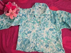 Lowest Prices_Blue Floral Button-Up Shirt