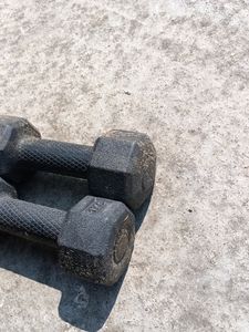 Pair of 1kg Dumbbells for Home Workouts