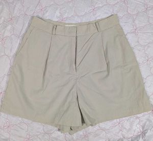 Stylish Beige Pleated Shorts