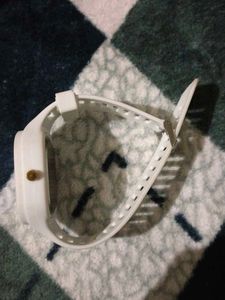 Peril White Wrist Watch