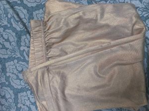 SET OF STALL AND LEGGING