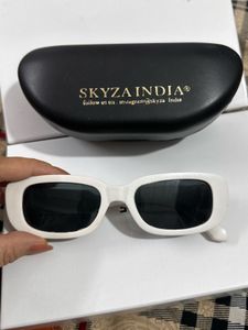 Trendy White Frame Sunglasses
