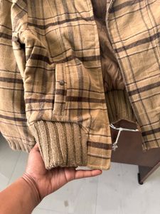 Stylish Checked Winter Jacket – Warm &amp; Trendy