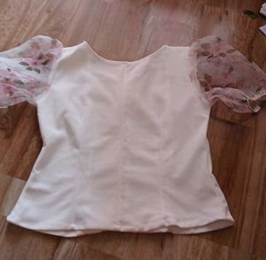 Sheer Floral Sleeve Peplum Top