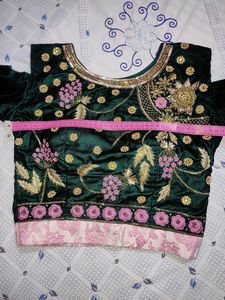 Green Blouse With Pink Net Dupatta