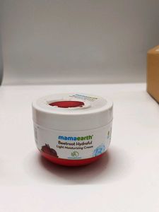 Mamaearth Beetroot Hydraful Moisturizing Cream