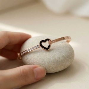 Elegant Rose Gold Heart Bracelet