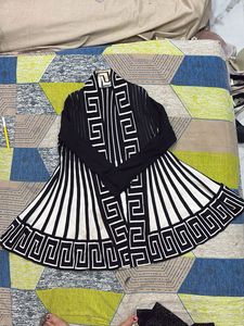 Chic Geometric Print Cardigan
