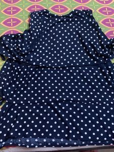 Very Soft Top Can Fit XL And XXL Both As It’s Stretchable