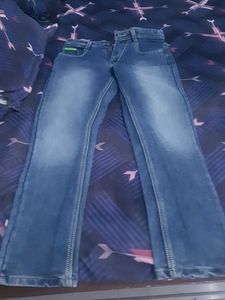Blue & Off-White Denim Jeans for Men | Stylish Fit