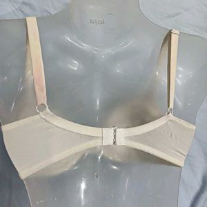 😍 Lace Trim Padded Bra