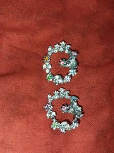 Stunning Rhinestone Floral Ring