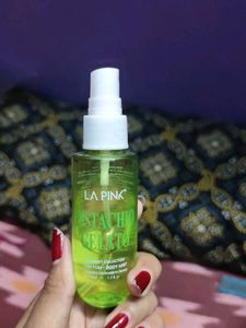 LA PINK pistachios body mist  🧚🏻
