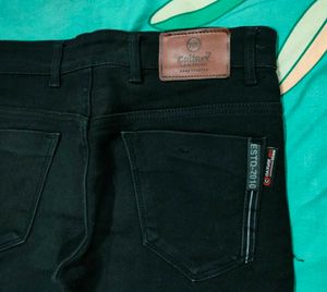 🚨Black Men 30 Size Jeans🚨