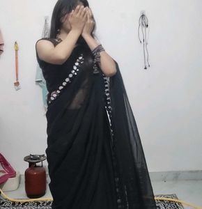 Elegant Black Saree without blouse