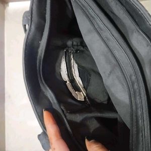 Stylish handbag 👜