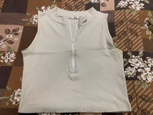 Ribbed Zip Neck Sleeveless Top