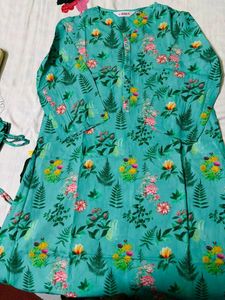 Vibrant Floral Print Kurta Set
