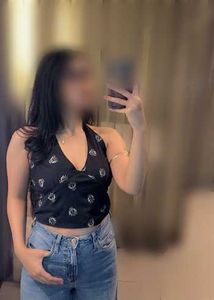 Stylish Printed Halter Neck Crop Top