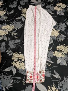 Elegant White Embroidered Kurta Set