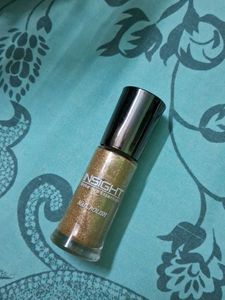 insight golden nail polish