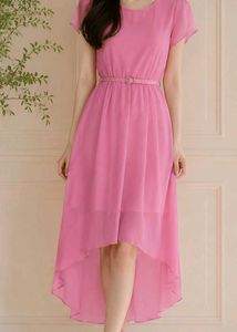 pinkThe dress is primarily made of Georgette or Ch