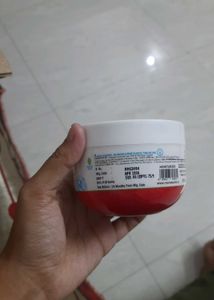 Mamaearth Beetroot Hydraful Light Moisturizing Cre